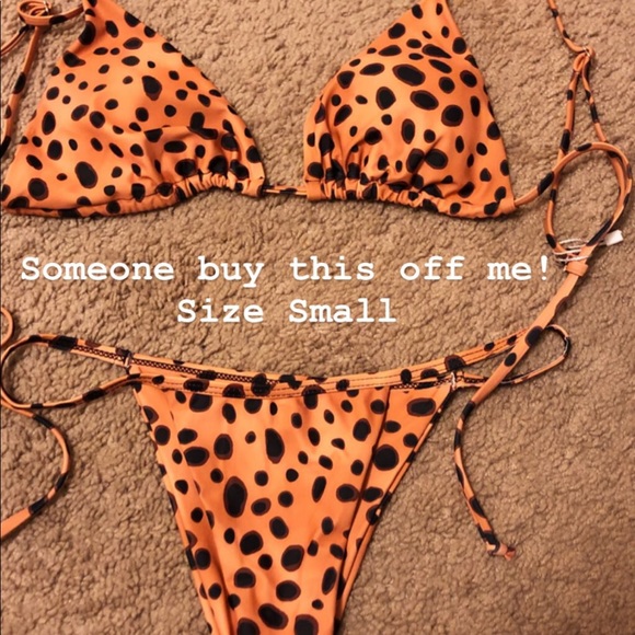 Flintstones Themed Bathingsuit - Picture 1 of 1